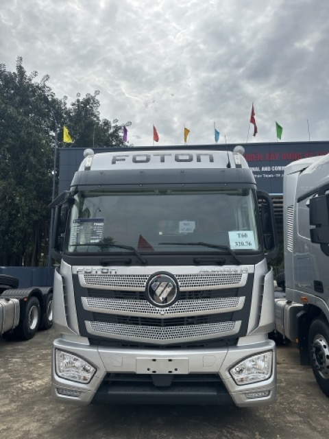 Ảnh xe đầu kéo Foton Auman FV460