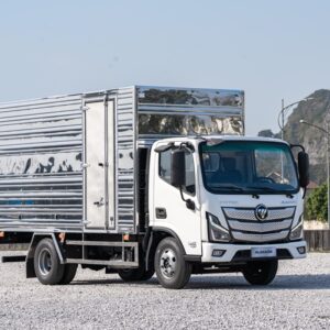 Xe tải 6 tấn Foton thùng kín